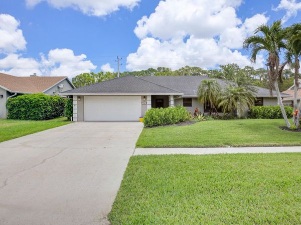 542 Indigo Avenue, Wellington, FL 33414