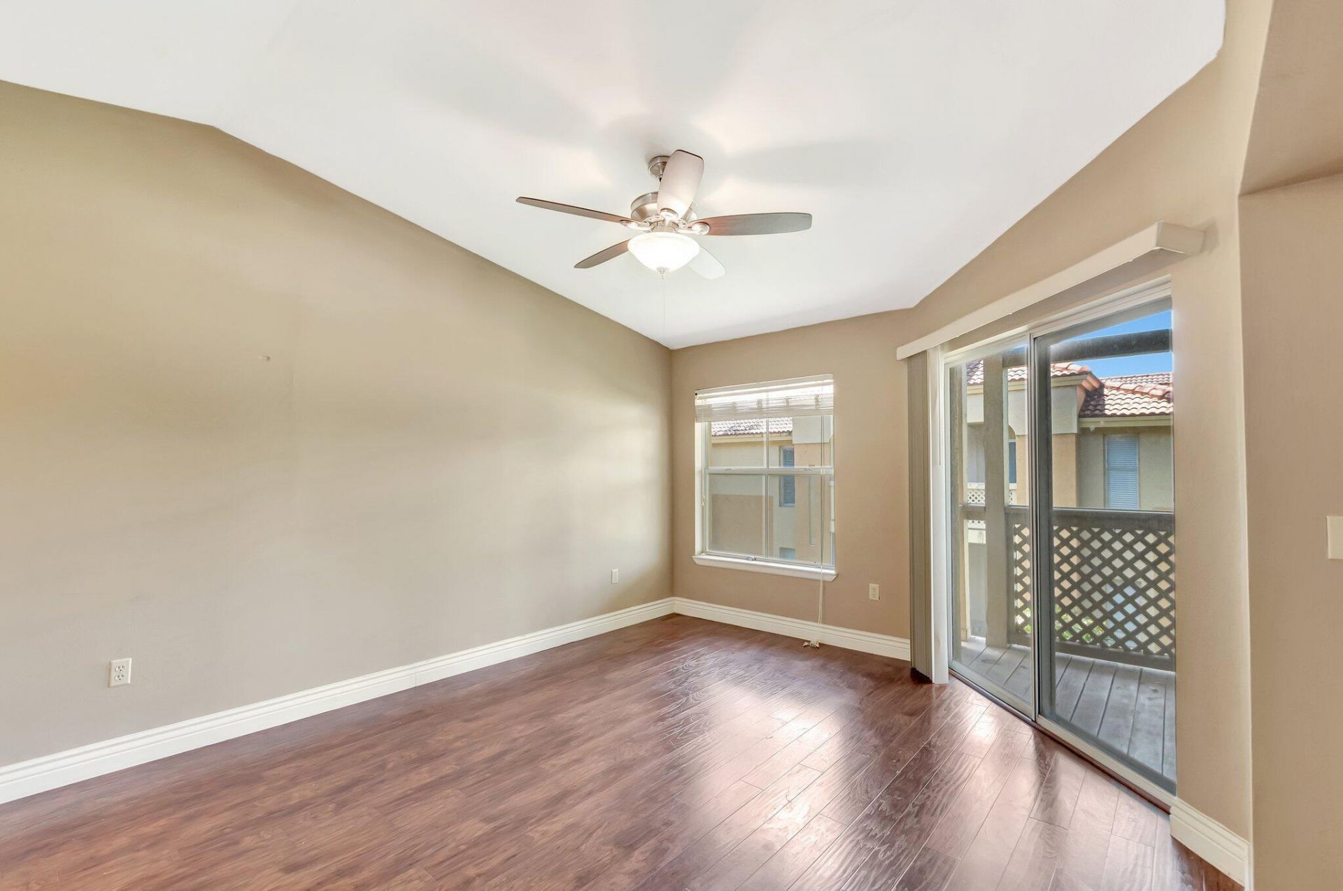 4847 Via Palm Lakes, Unit 1021, West Palm Beach, FL 33417 Photo