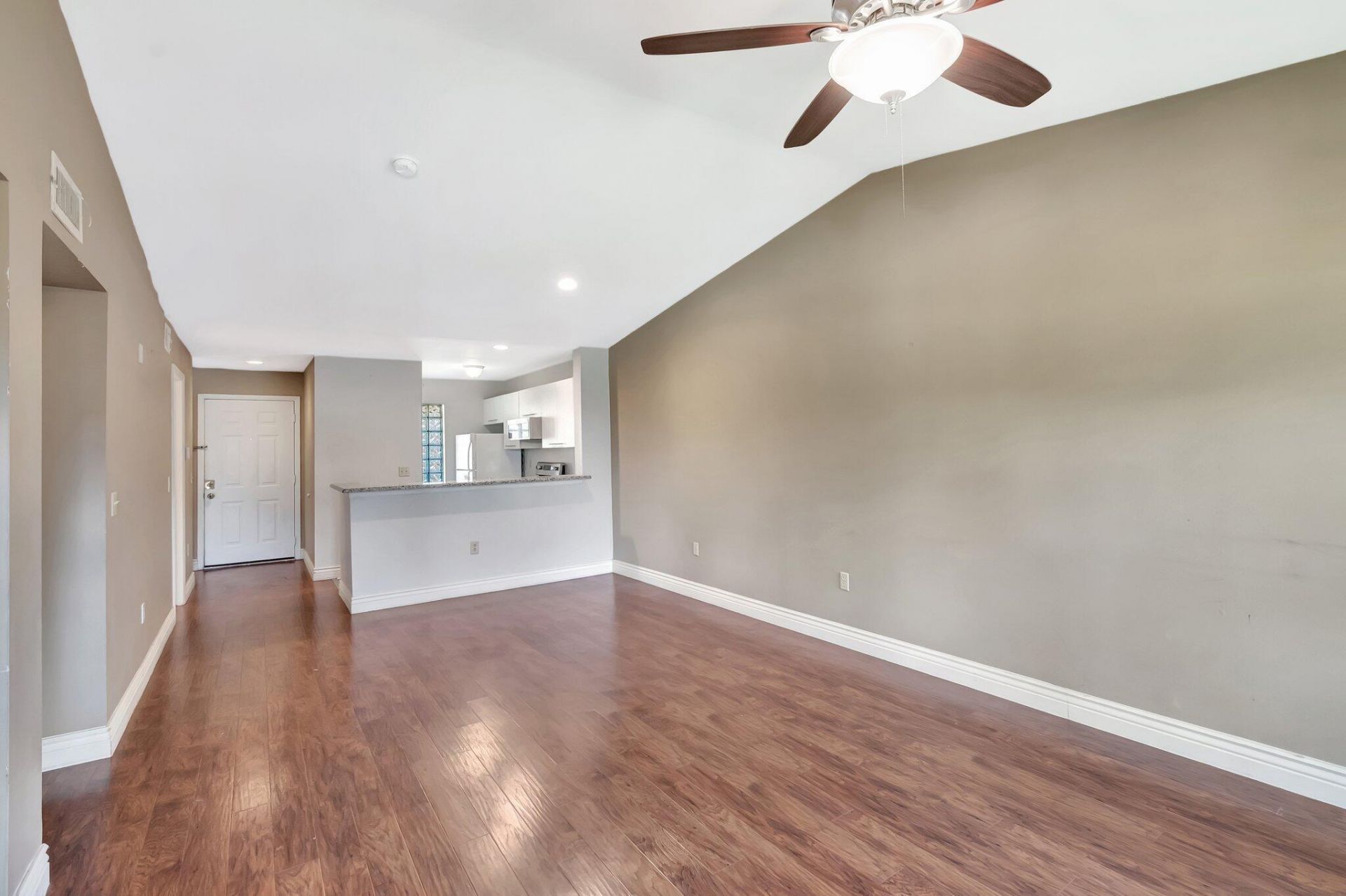 4847 Via Palm Lakes, Unit 1021, West Palm Beach, FL 33417 Photo