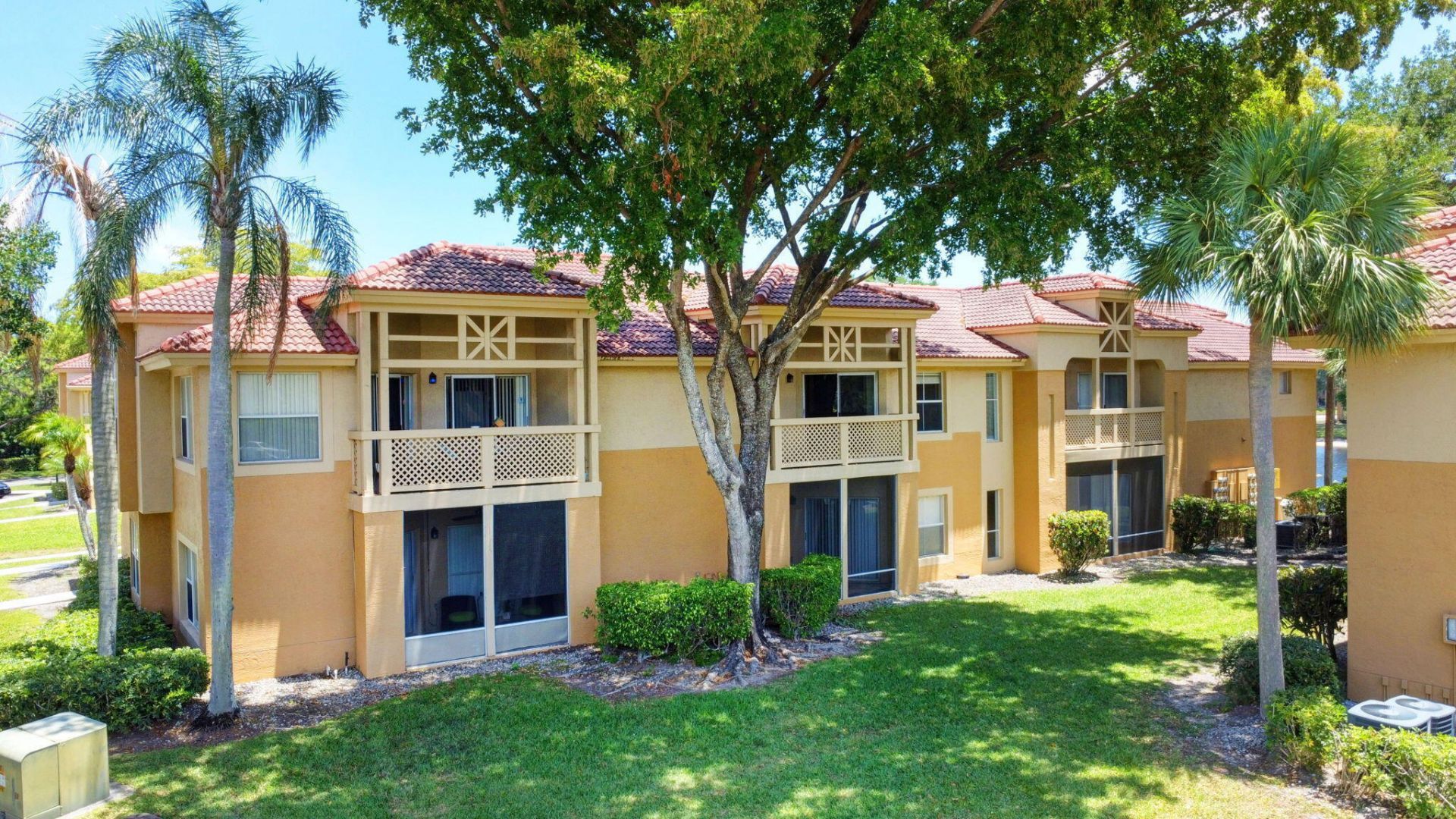 4847 Via Palm Lakes, Unit 1021, West Palm Beach, FL 33417 Photo