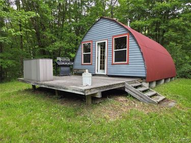 Loveland Road, Camden, NY 13316