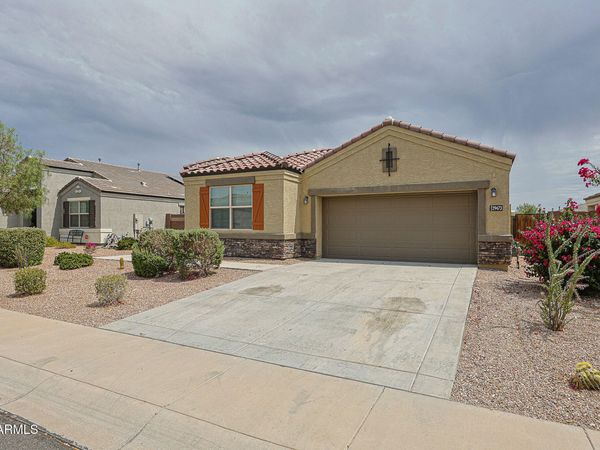 29473 W WHITTON Avenue, Buckeye, AZ 85396