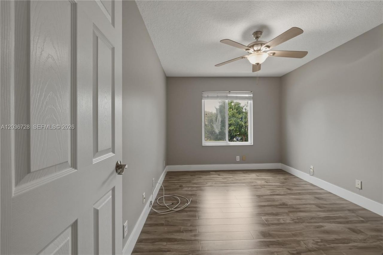 5285 NW 112th Ter, Unit -, Coral Springs, FL 33076 Photo