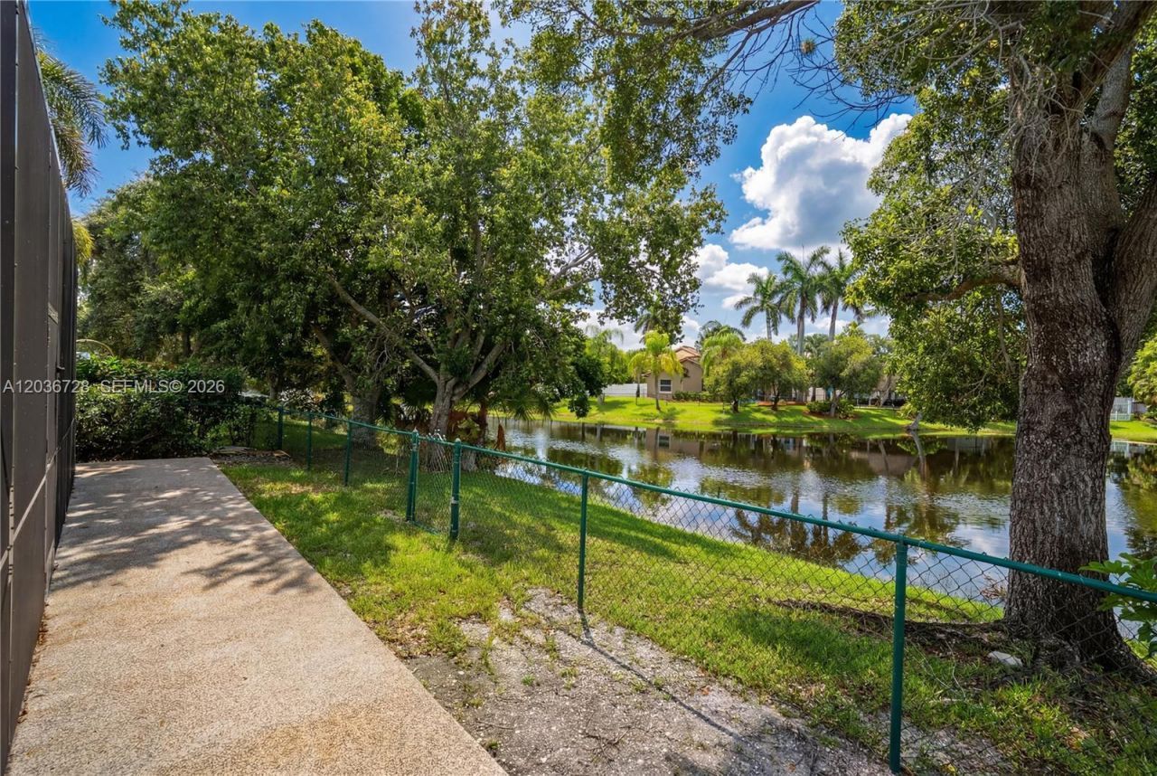 5285 NW 112th Ter, Unit -, Coral Springs, FL 33076 Photo