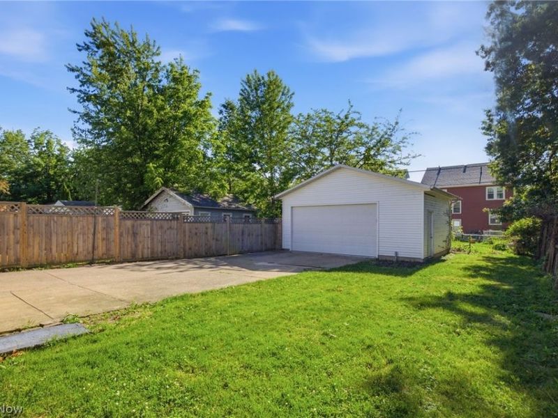 1348 Saint Charles Avenue, Lakewood, OH 44107 Photo 33