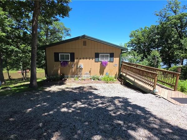 72504 Leisure Lake Drive, Trenton, MO 64683