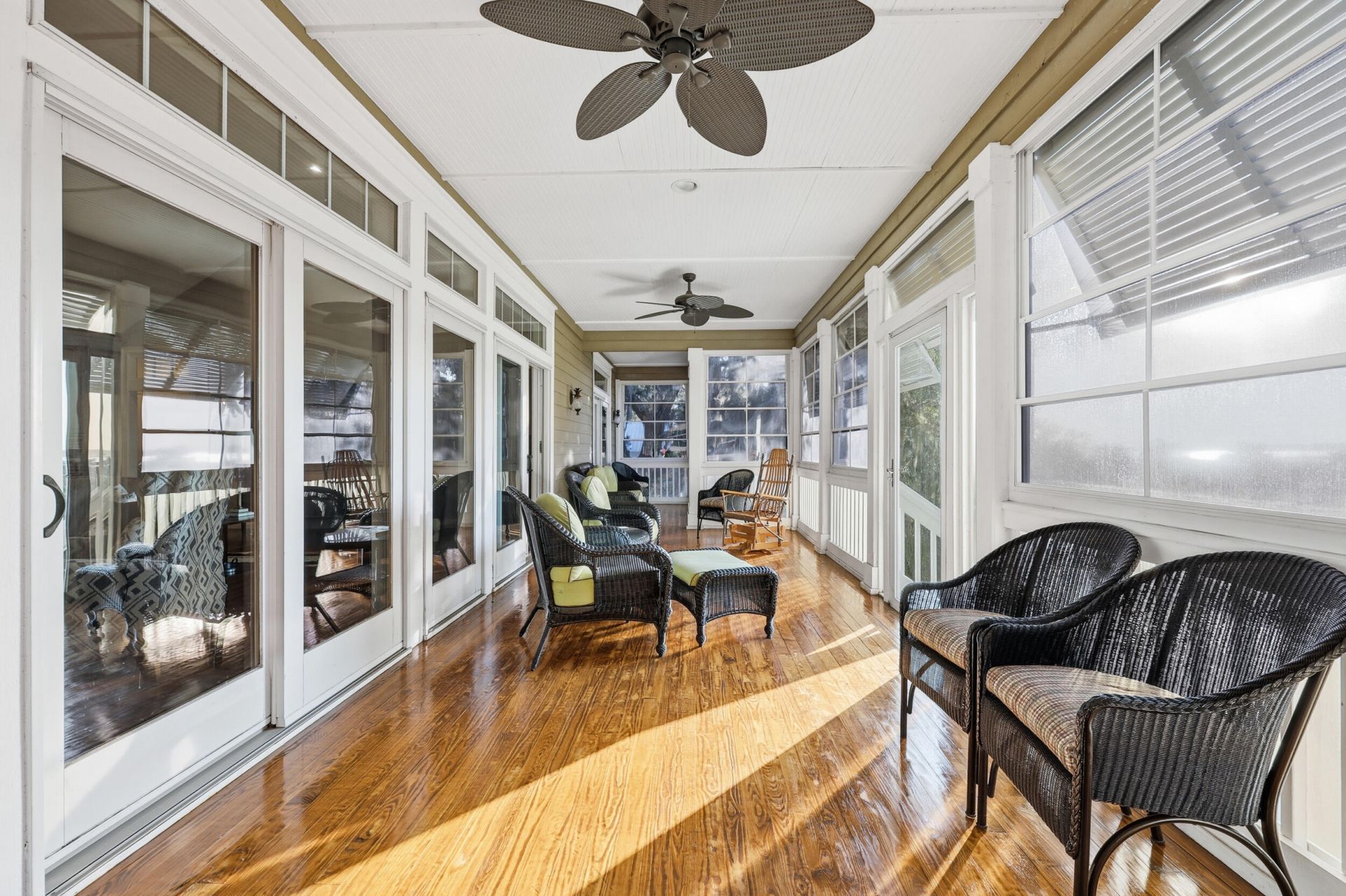 112 Front Street Photo 34