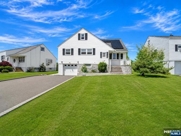 19 Jonquil Circle, WOODBRIDGE, NJ 08863