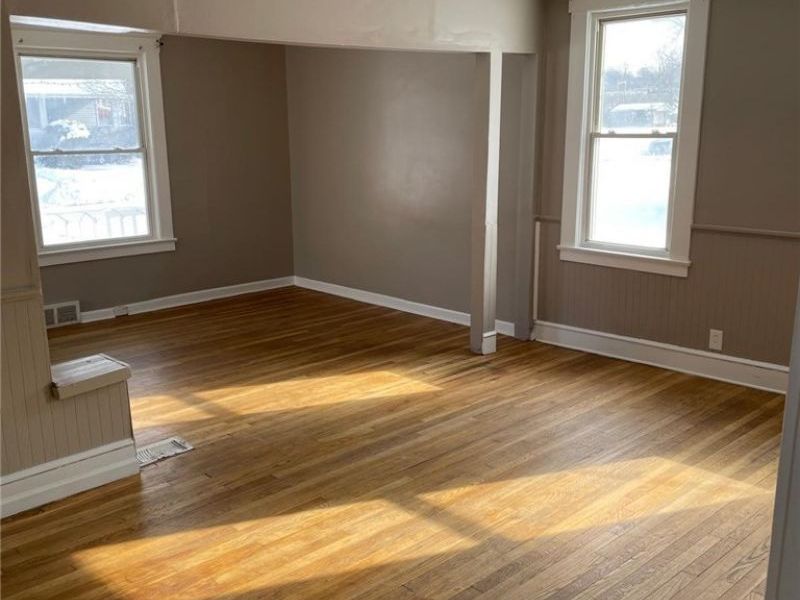 1334 E 188th Street, Cleveland, OH 44110 Photo 4