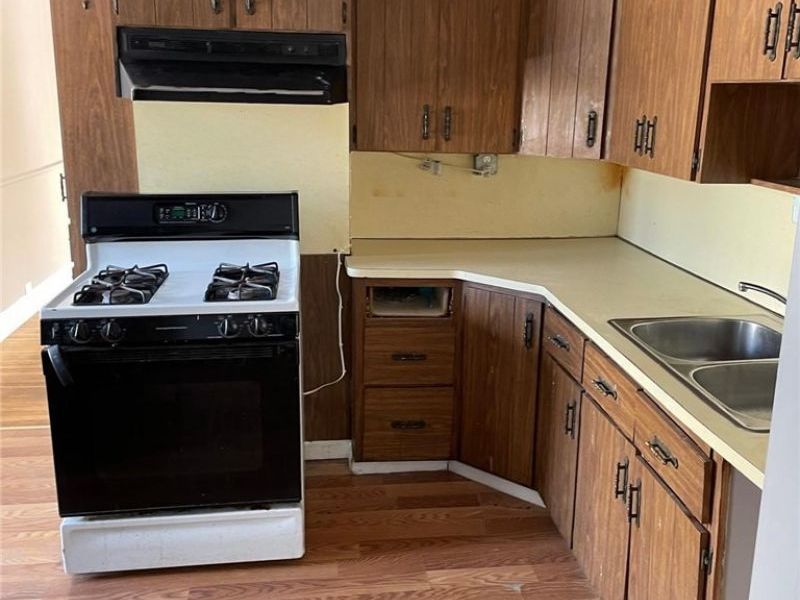1334 E 188th Street, Cleveland, OH 44110 Photo 5