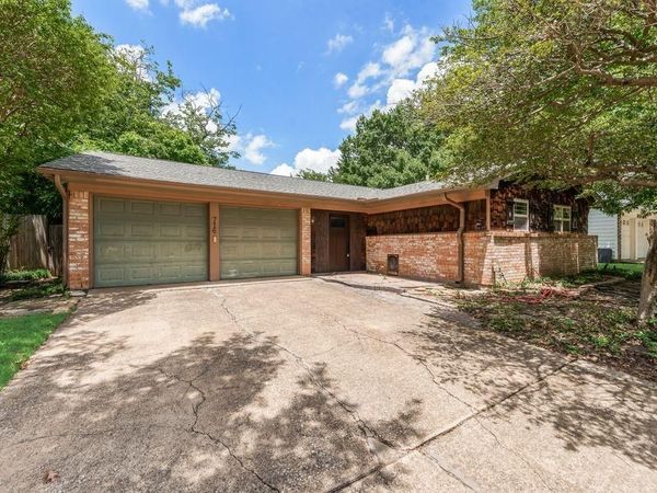 716 Gaylewood Drive, Richardson, TX 75080