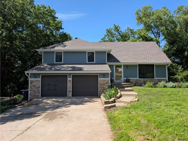 7716 NW 69th Terrace, Kansas City, MO 64152