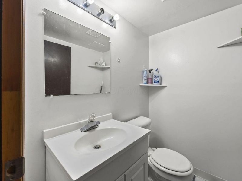 840 Cutlip Drive, Unit 174, Columbus, OH 43085 Photo 14