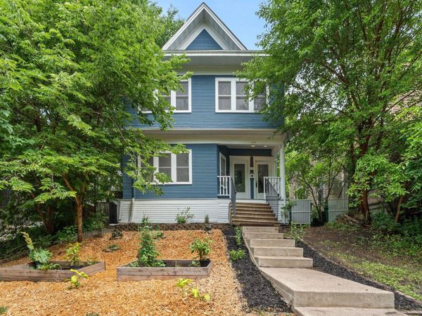 129 Arthur Avenue SE, Minneapolis, MN 55414