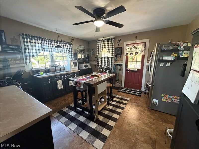 209 Washington Street , Barnesville, OH 43713 Photo 6