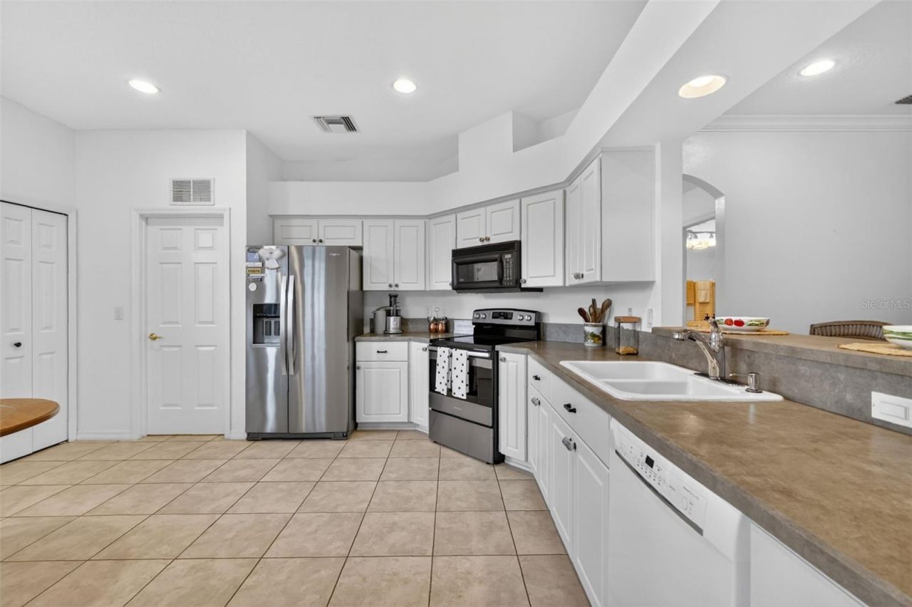 5304 Treasure View Way, Leesburg, FL 34748 Photo