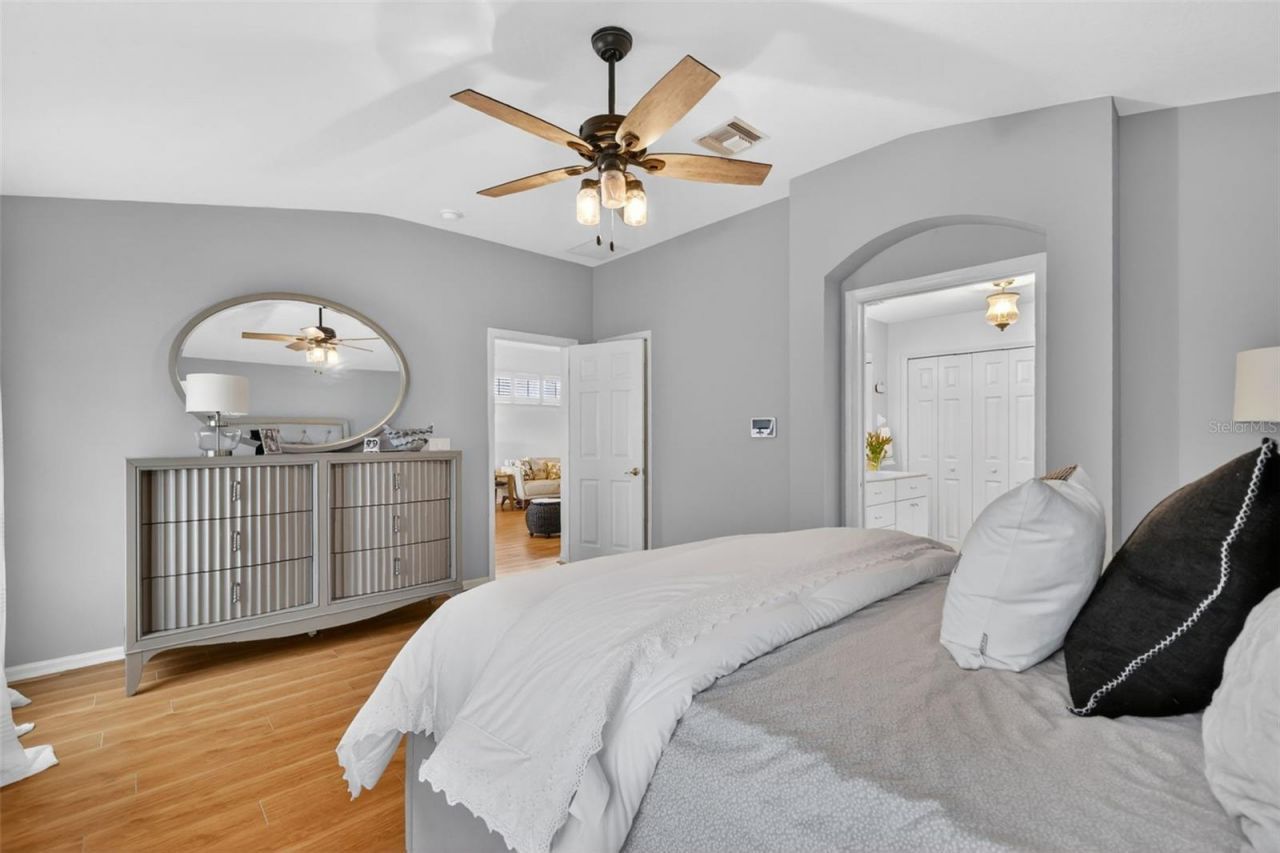 5304 Treasure View Way, Leesburg, FL 34748 Photo