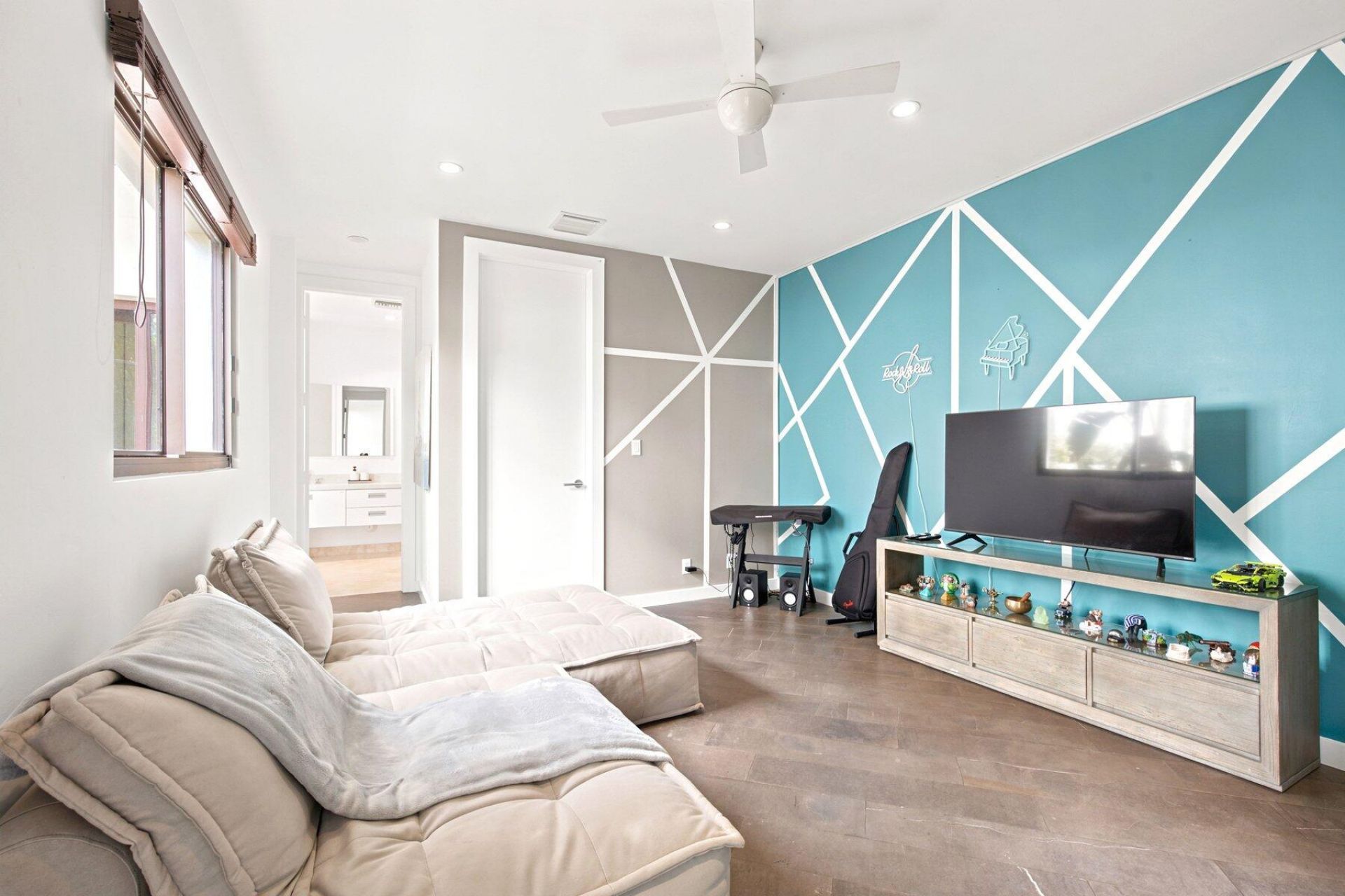 2740 NE 17th Street, Fort Lauderdale, FL 33305 Photo