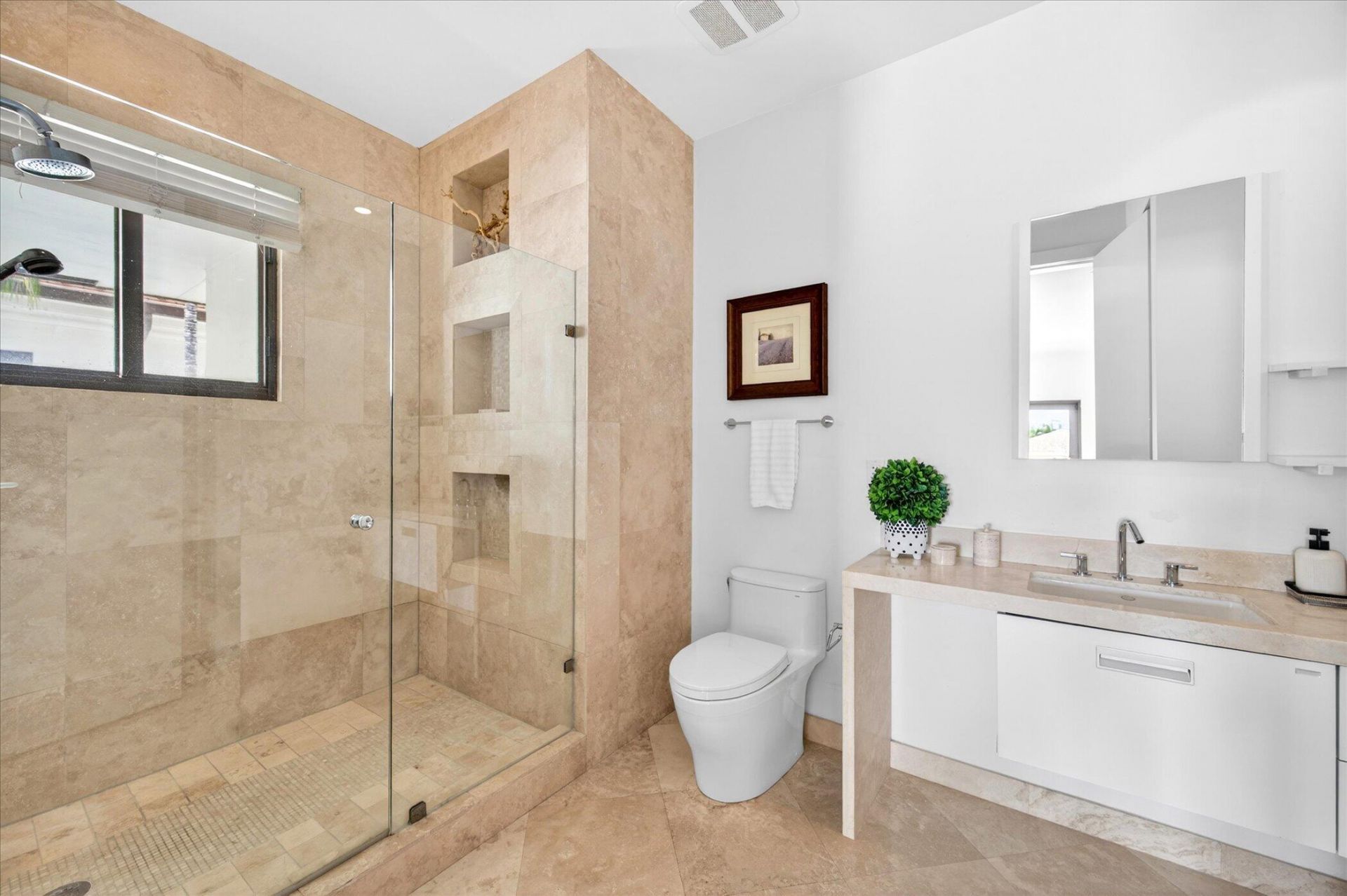2740 NE 17th Street, Fort Lauderdale, FL 33305 Photo