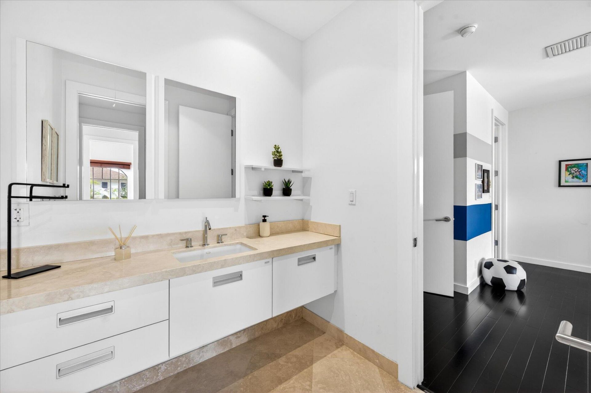 2740 NE 17th Street, Fort Lauderdale, FL 33305 Photo