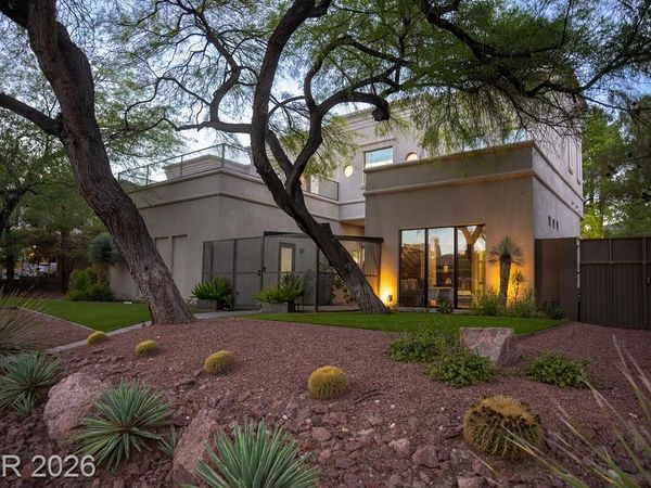 628 Edgebrook Drive, Las Vegas, NV 89145
