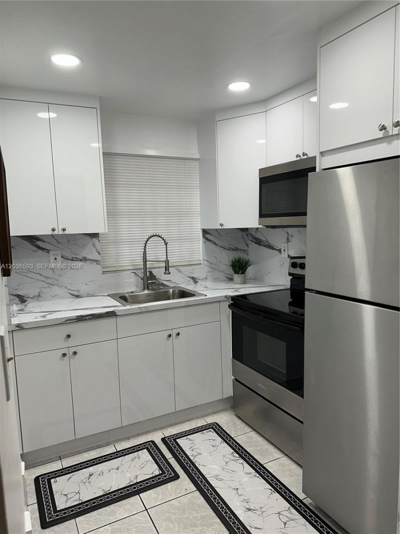 1855 W 60th St , Unit 345, Hialeah, FL 33012 Photo