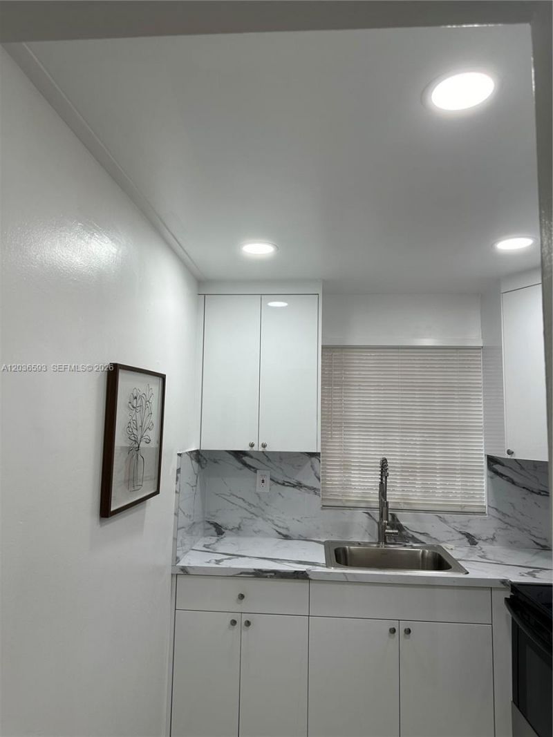 1855 W 60th St , Unit 345, Hialeah, FL 33012 Photo