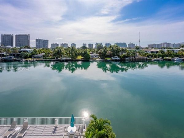 9381 E Bay Harbor Dr , Unit 404S, Bay Harbor Islands, FL 33154