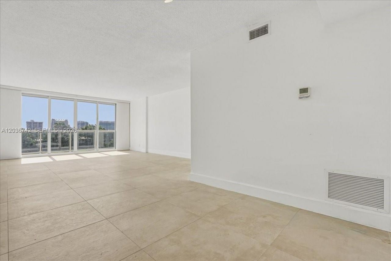 9381 E Bay Harbor Dr, Unit 404S, Bay Harbor Islands, FL 33154 Photo