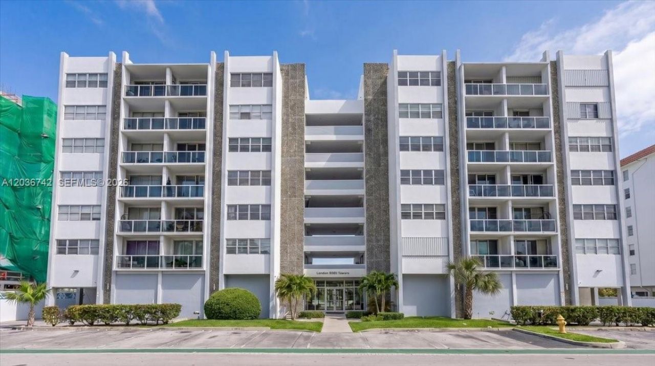 9381 E Bay Harbor Dr, Unit 404S, Bay Harbor Islands, FL 33154 Photo