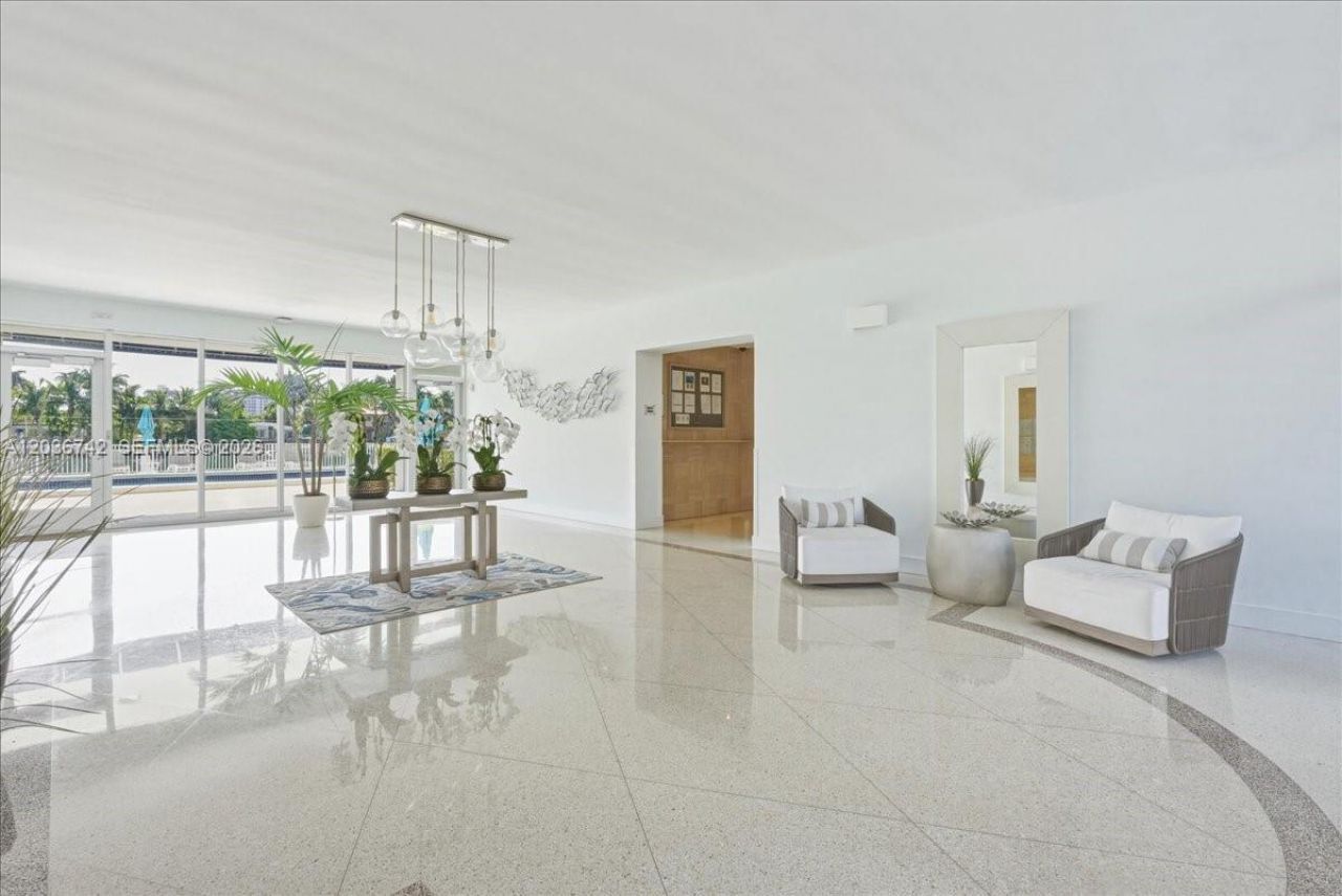 9381 E Bay Harbor Dr, Unit 404S, Bay Harbor Islands, FL 33154 Photo
