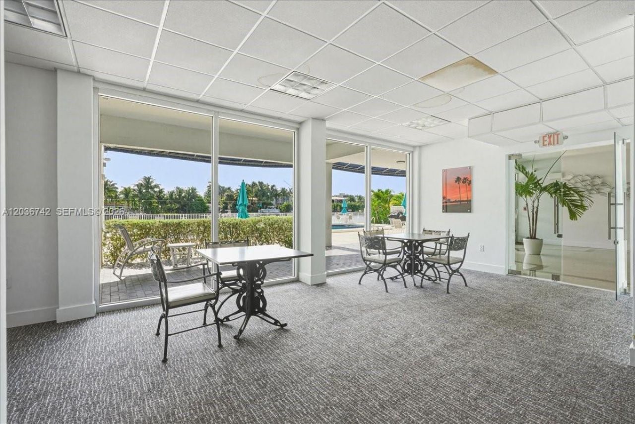 9381 E Bay Harbor Dr, Unit 404S, Bay Harbor Islands, FL 33154 Photo