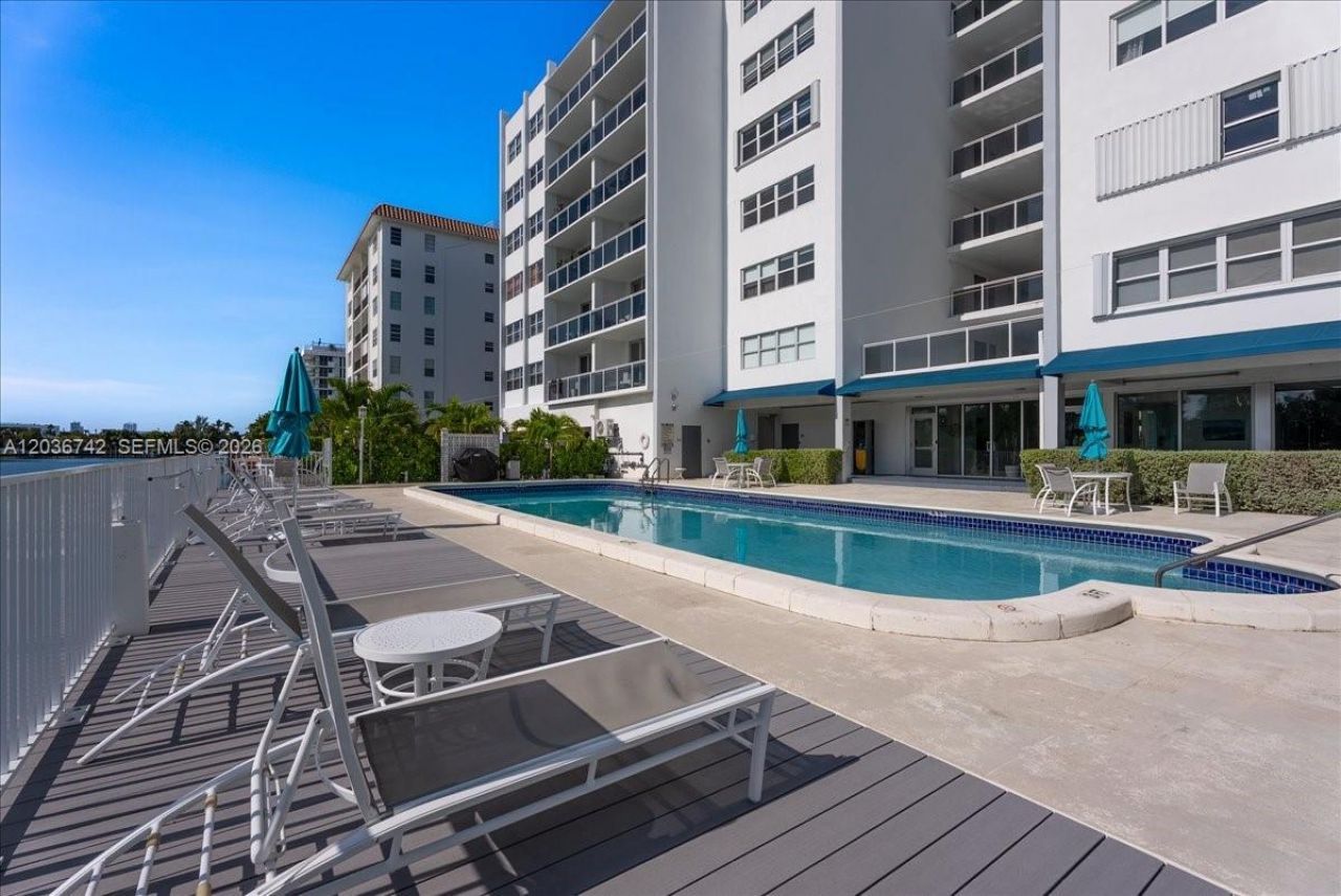 9381 E Bay Harbor Dr, Unit 404S, Bay Harbor Islands, FL 33154 Photo