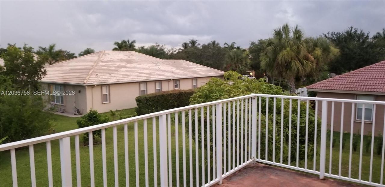 13382 Lakepointe Cir , Cooper City, FL 33330 Photo