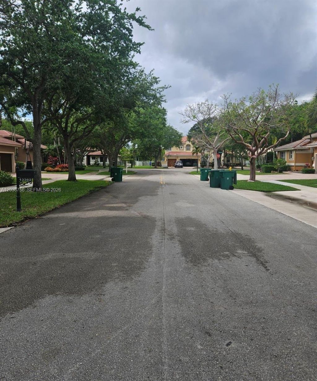 13382 Lakepointe Cir , Cooper City, FL 33330 Photo