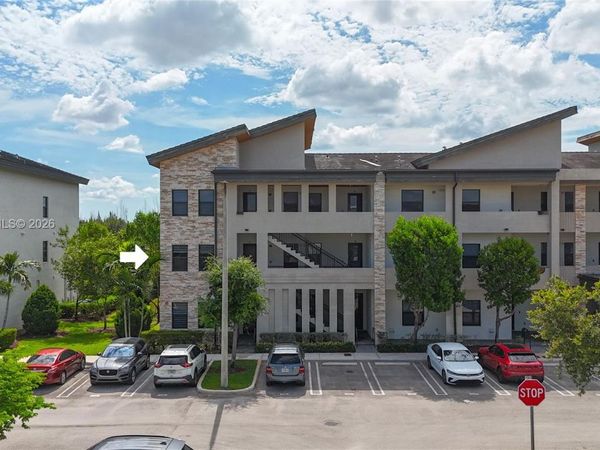 7925 NW 104th Ave , Unit 21, Doral, FL 33178