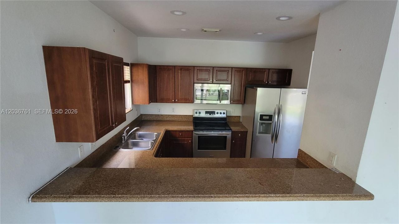 391 NE 33rd Ter , Homestead, FL 33033 Photo