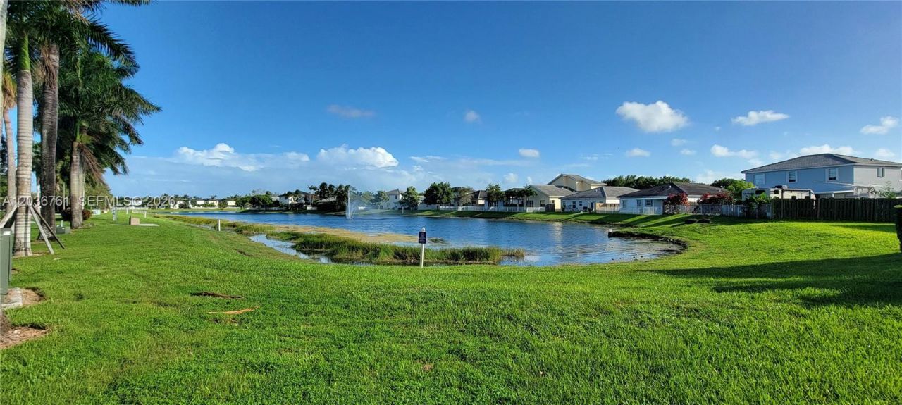 391 NE 33rd Ter , Homestead, FL 33033 Photo