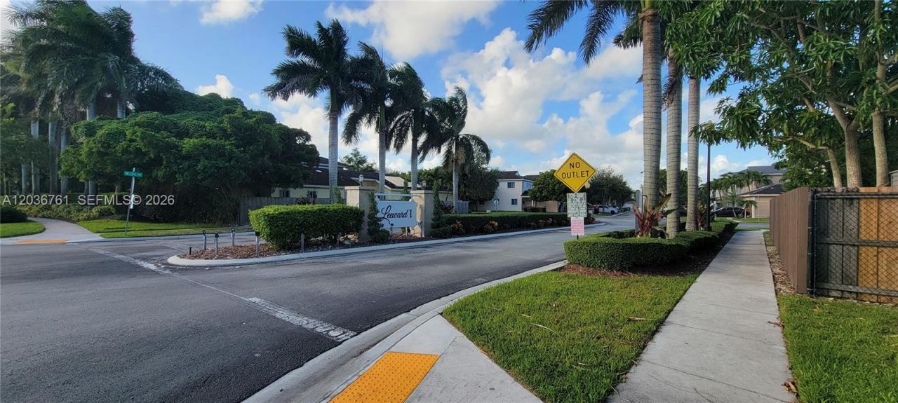 391 NE 33rd Ter , Homestead, FL 33033 Photo