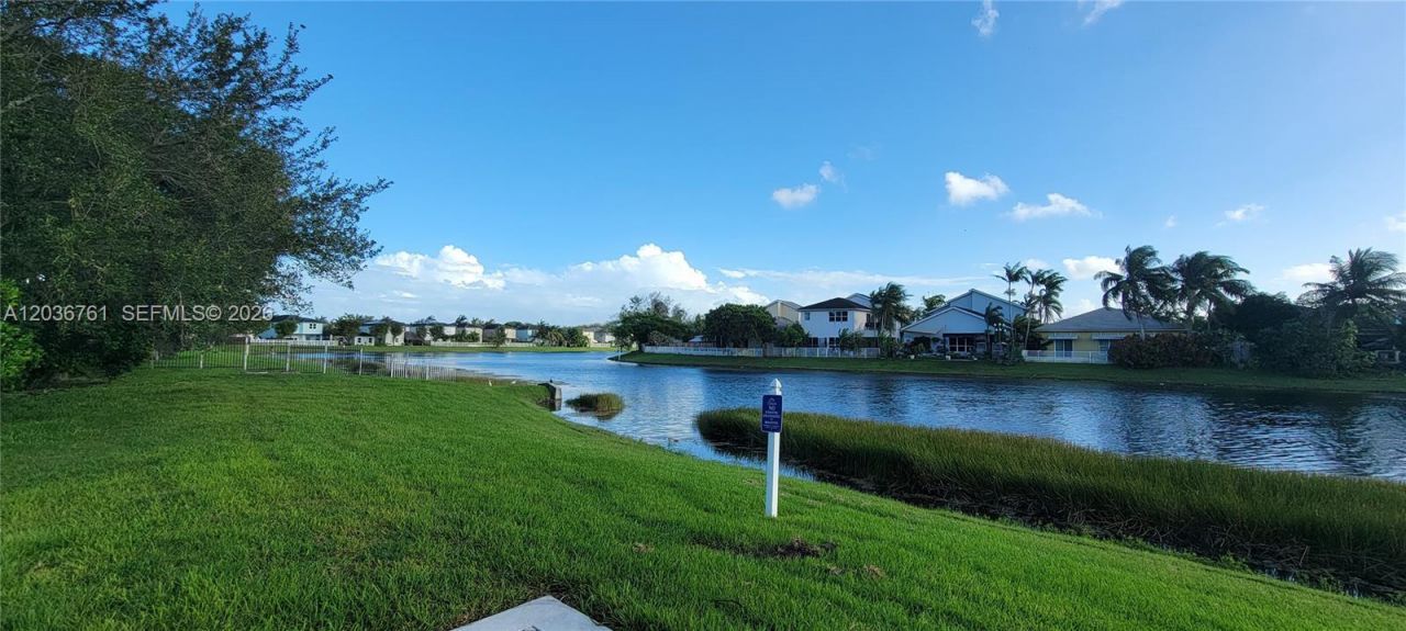 391 NE 33rd Ter , Homestead, FL 33033 Photo