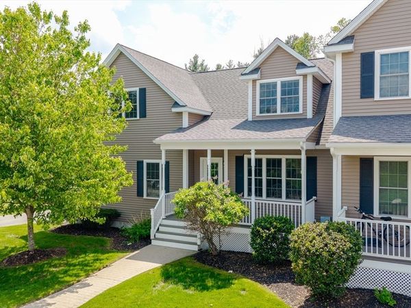 2 Williamsburg Way, Unit 2, Medway, MA 02053