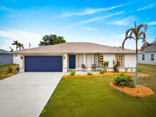 521 SW Halifax Avenue, Port St. Lucie, FL 34953