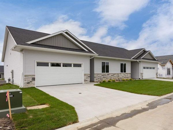 1161 Grant Way, North Liberty, IA 52317