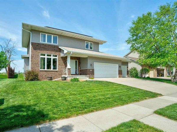 220 E Jefferson Street , North Liberty, IA 52317