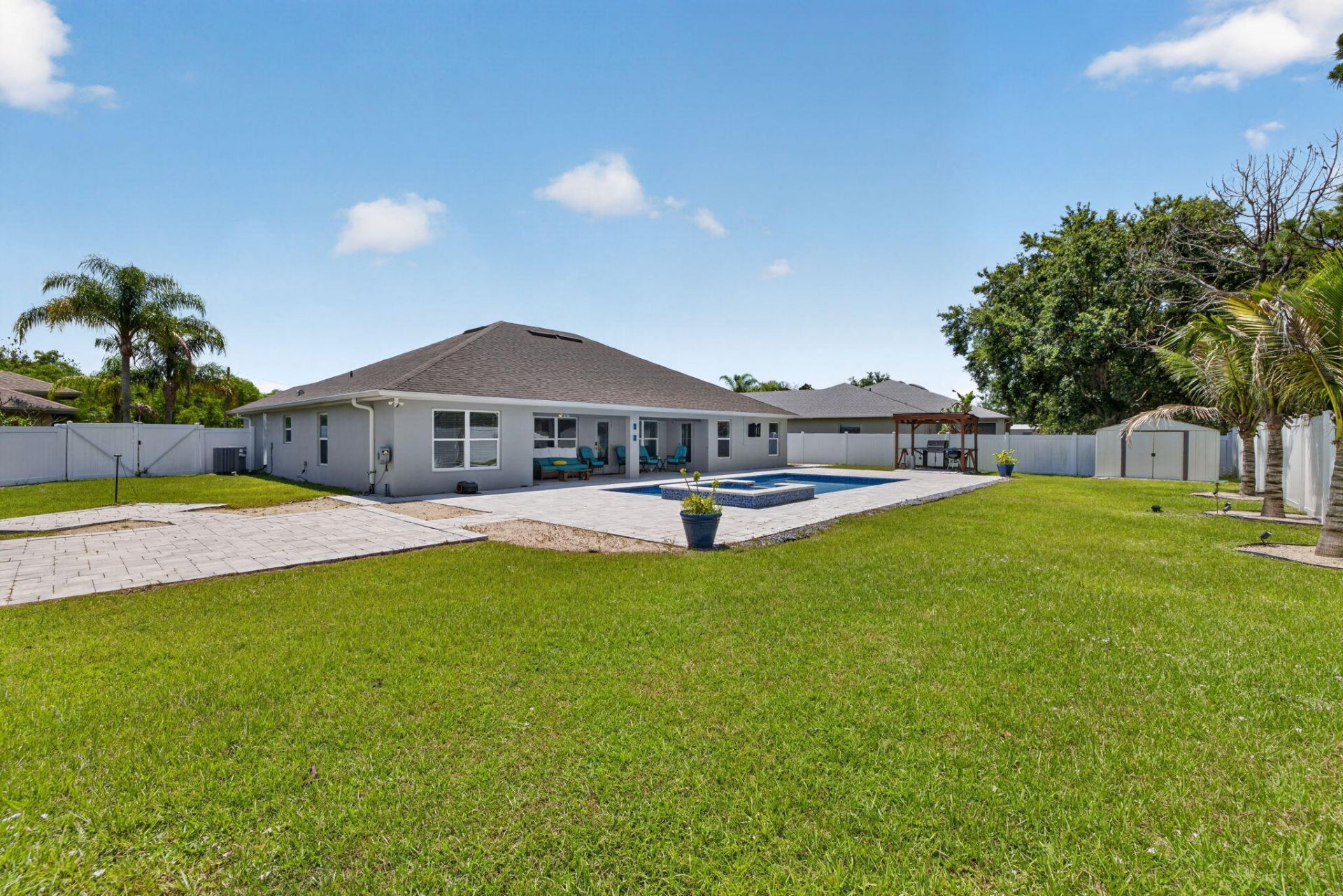 6748 NW Mamie Court, Port Saint Lucie, FL 34983 Photo