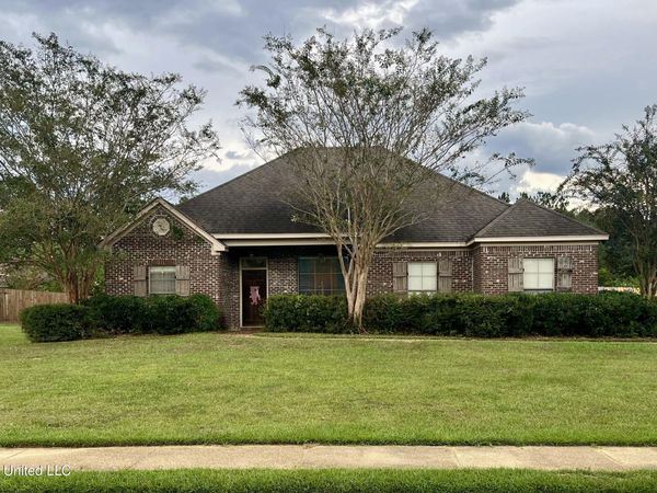 211 Tucker Drive, Brandon, MS 39042