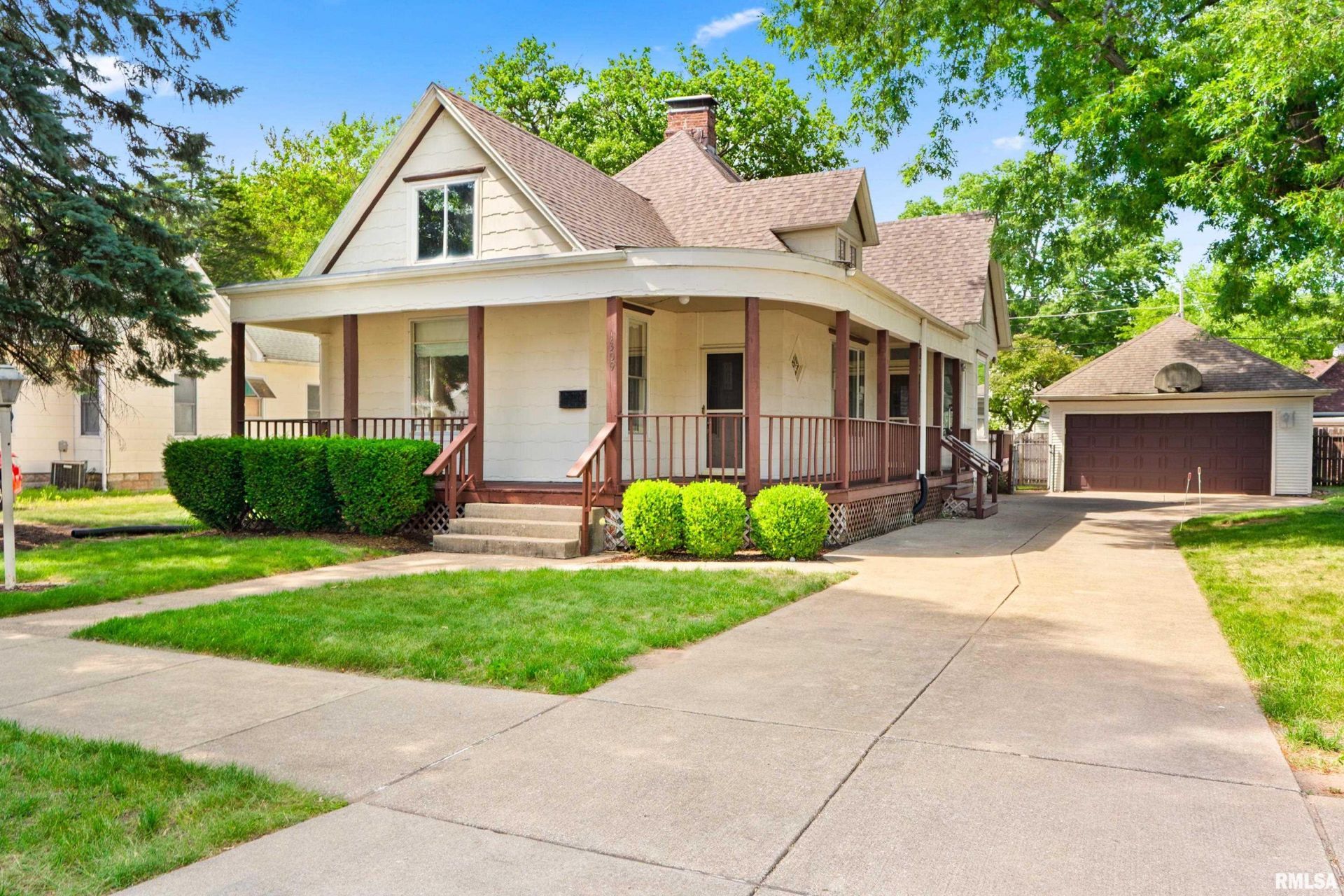 1309 Market Street, Pekin, IL 61554 Main Photo