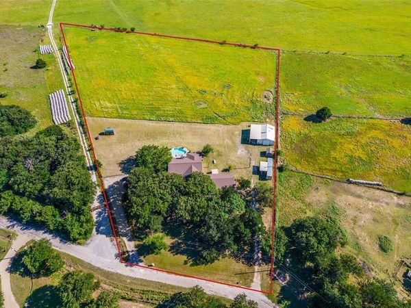 108 Gladdis Lane, Springtown, TX 76082