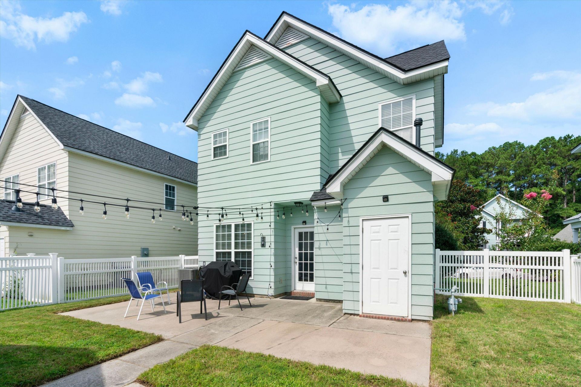 319 Pimpernel Street Photo 24