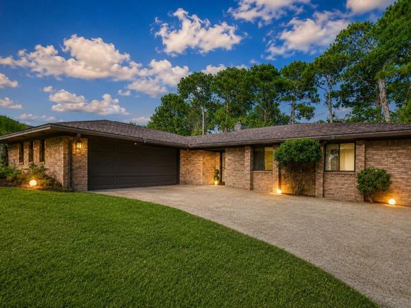 170 Elliott Road, Mary Esther, FL 32569